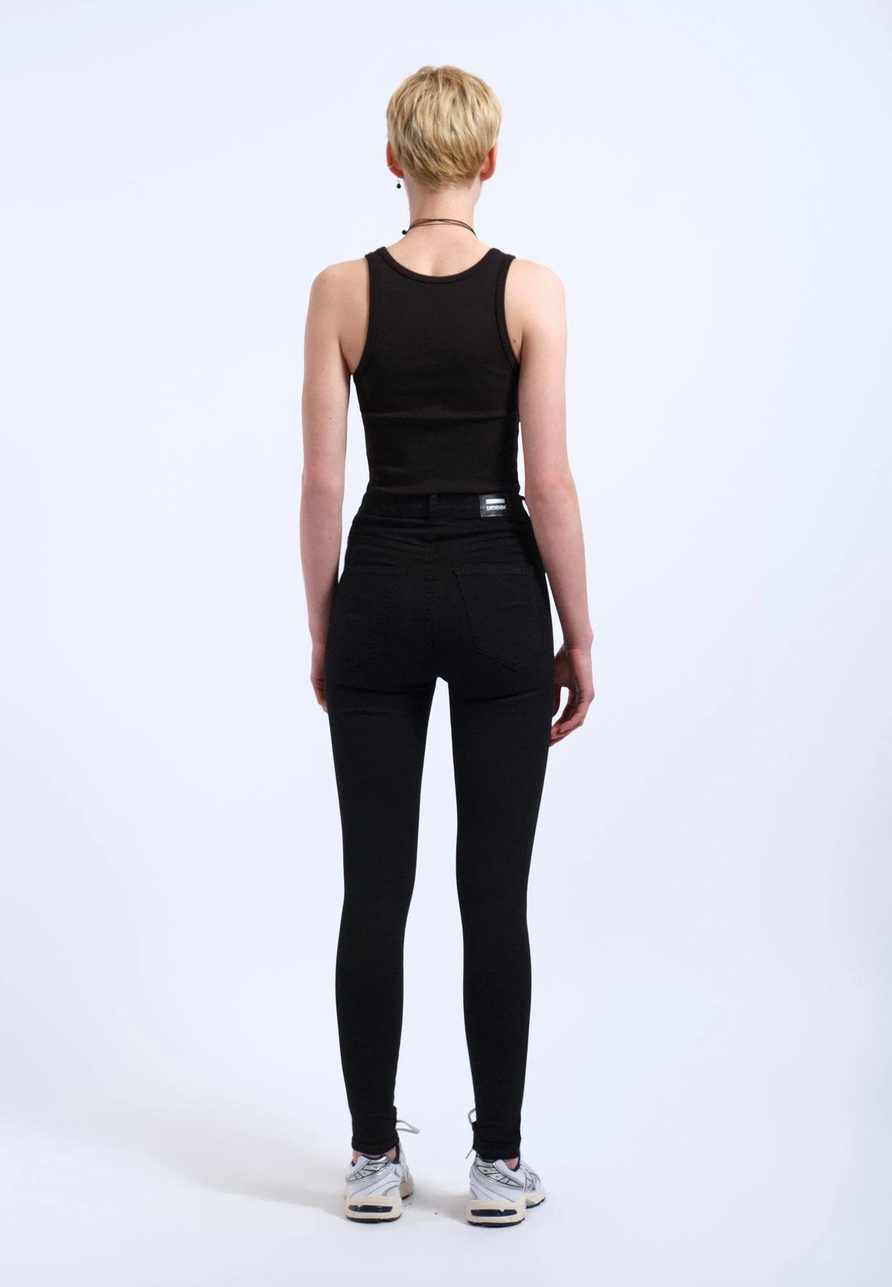 Moxy High Straight - Black