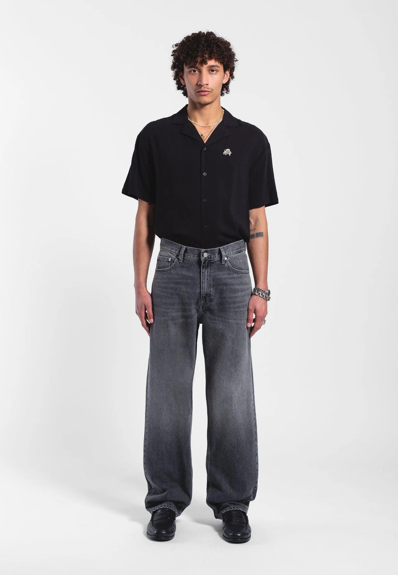 Omar - Mid Grey Used