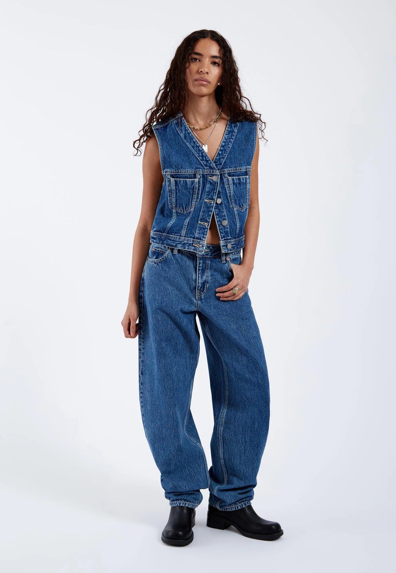 Tina Top - Stream Mid Retro