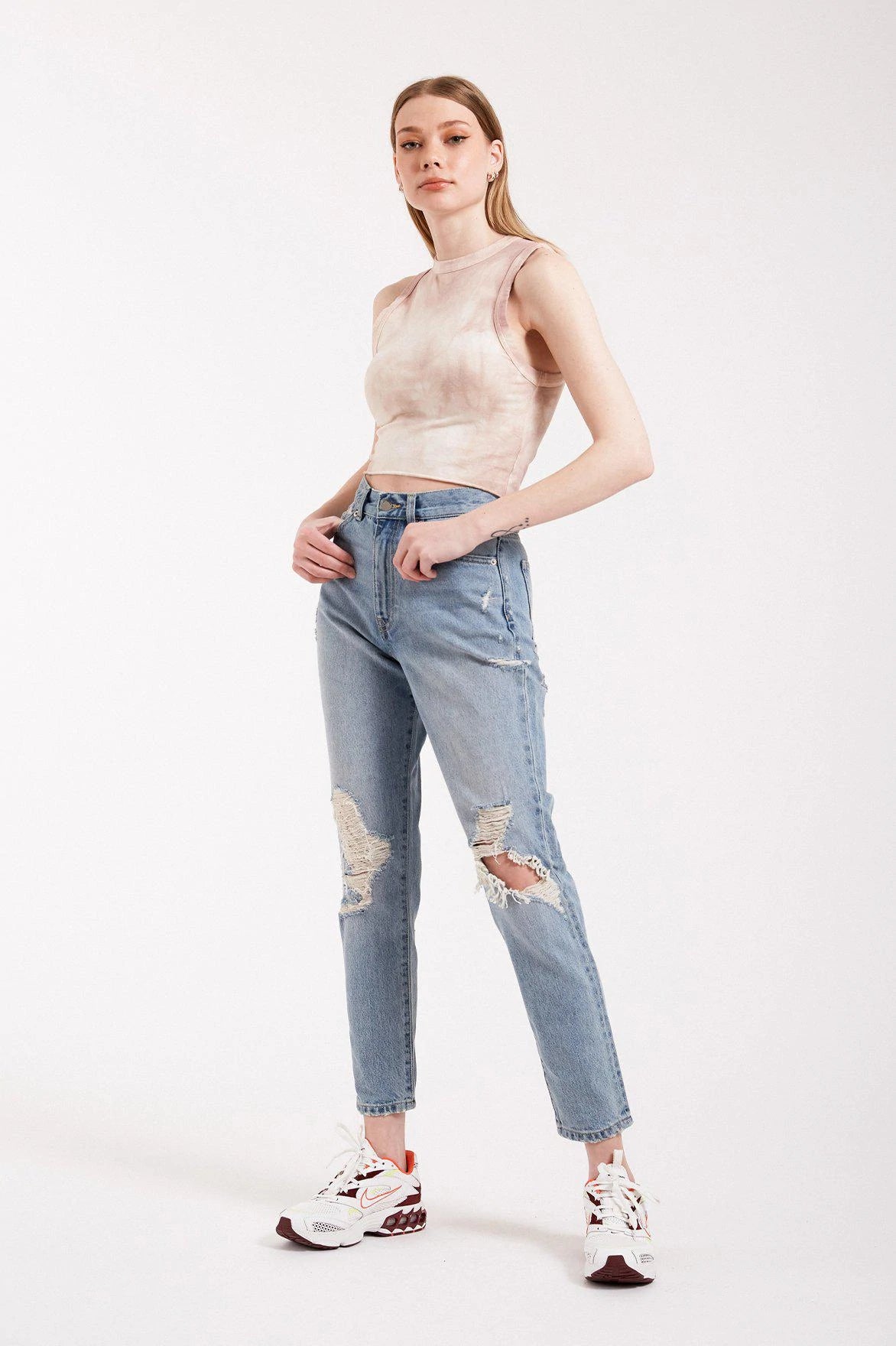 Nora Jeans, Mom fit