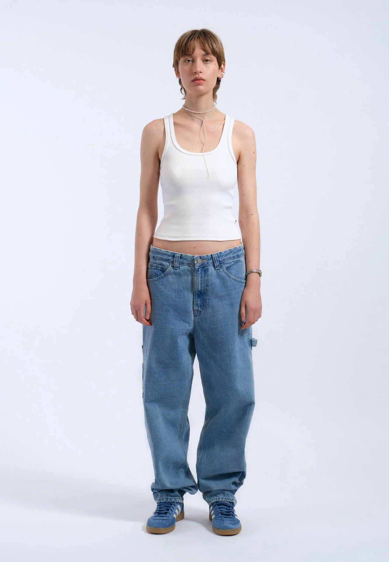 Faye Worker - Stream Sky Retro Contrast
