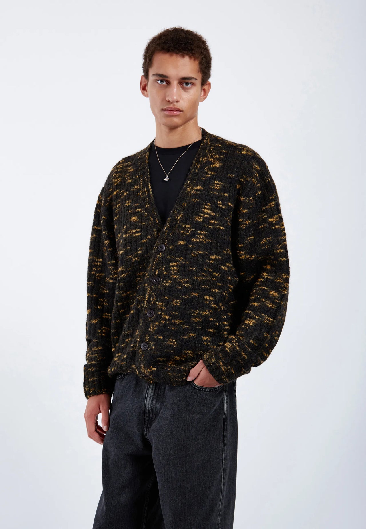 Tom Cardigan - Space Black