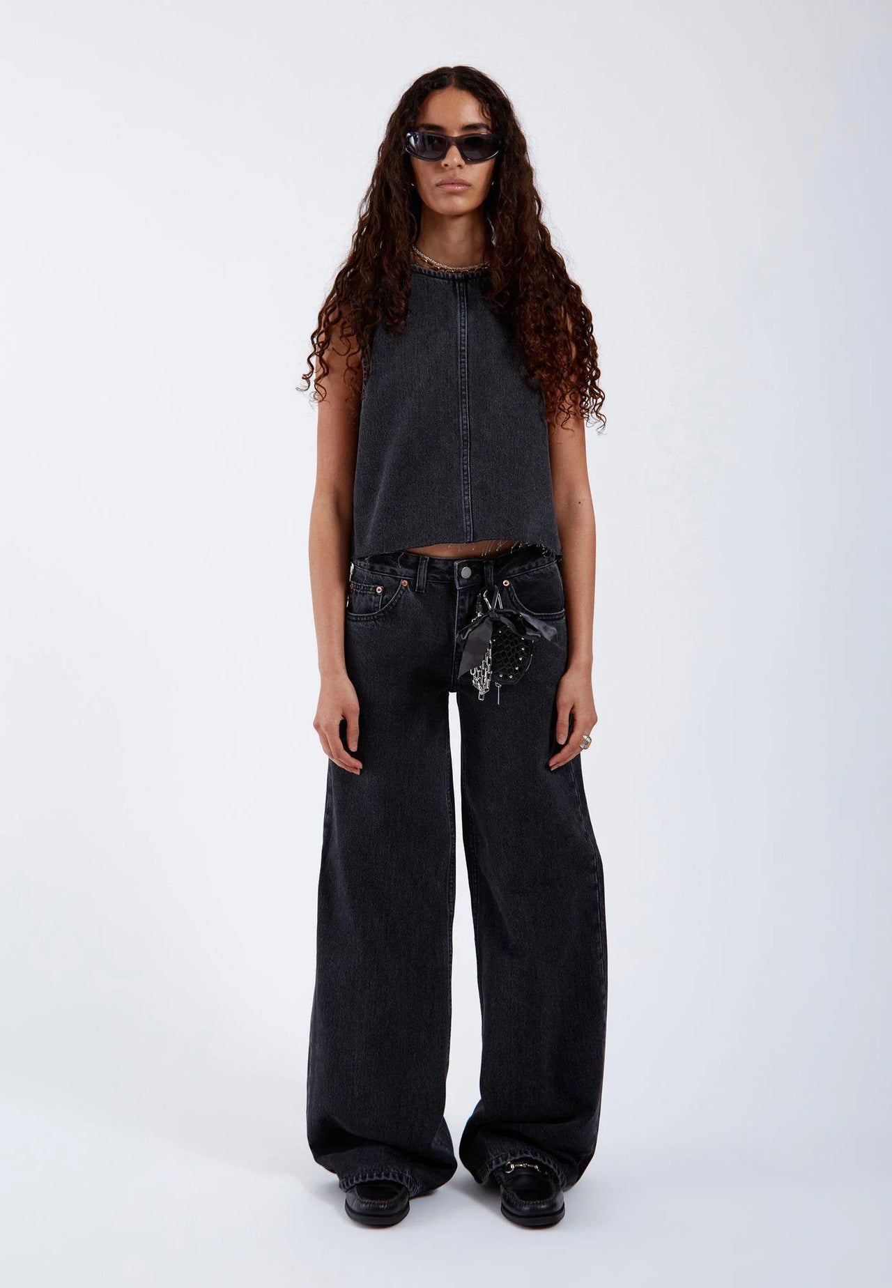 Rhue - Retro Black