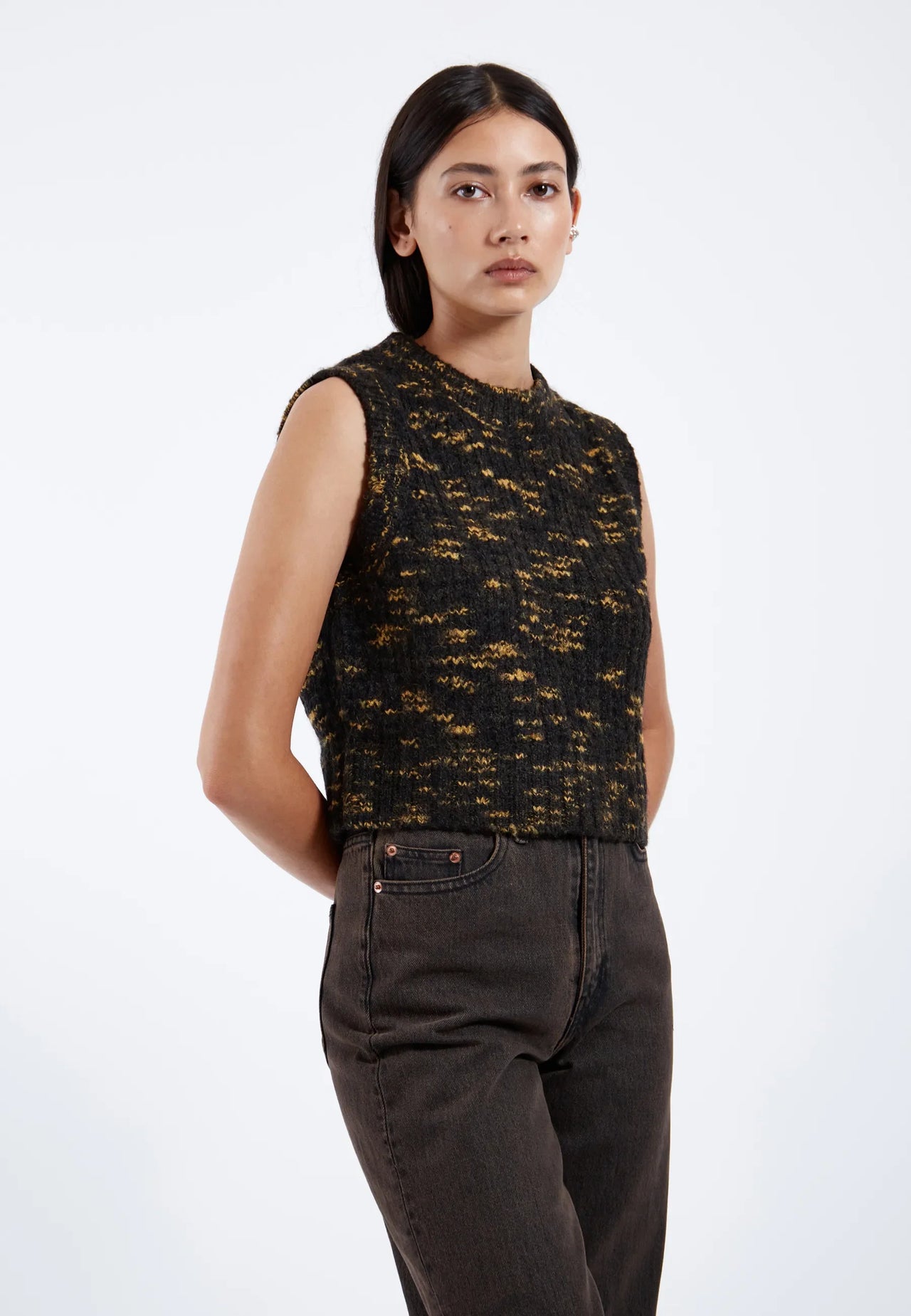 Mina Vest - Space Black