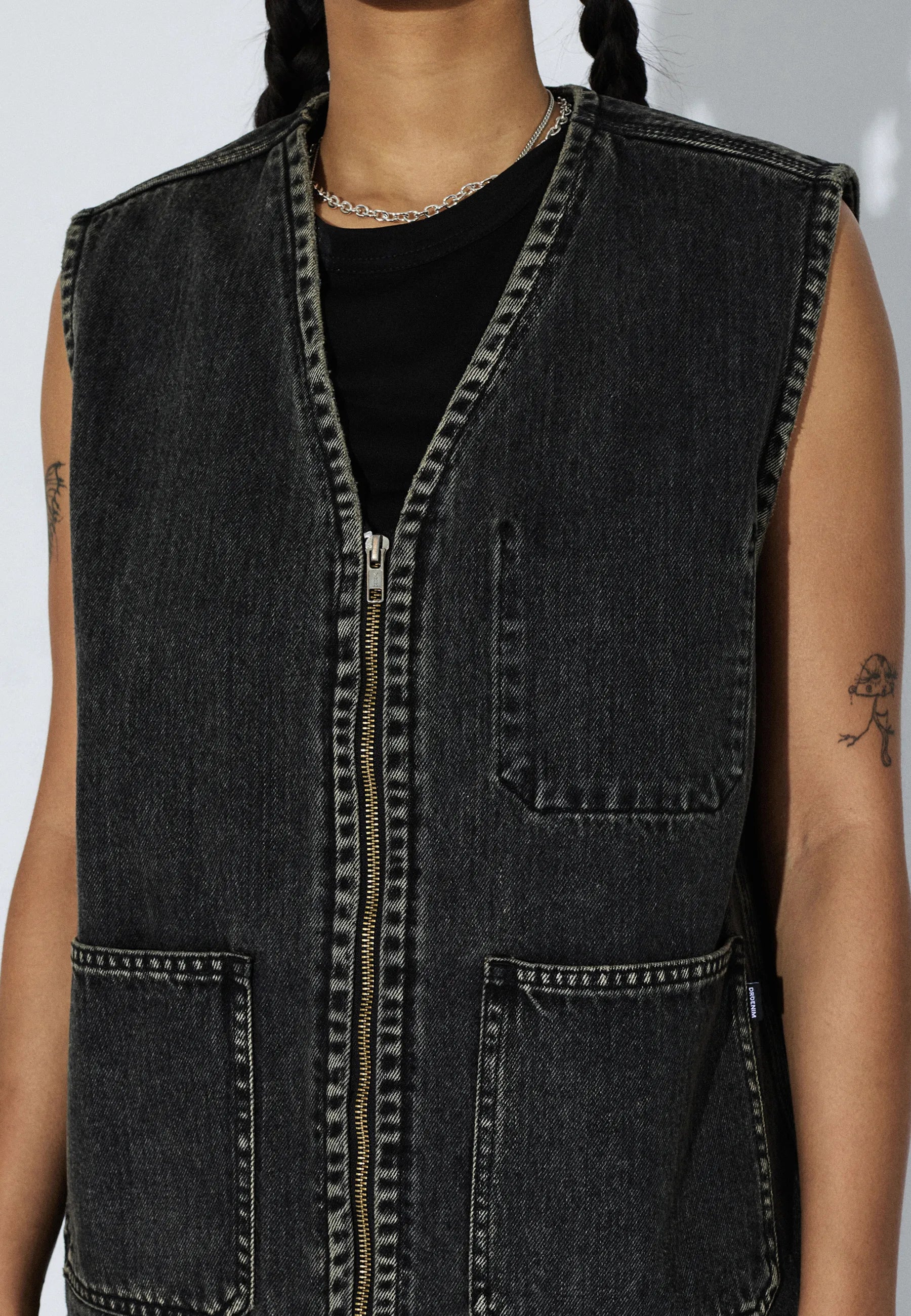 Enver Worker Vest - Aged Black - Dr. Denim