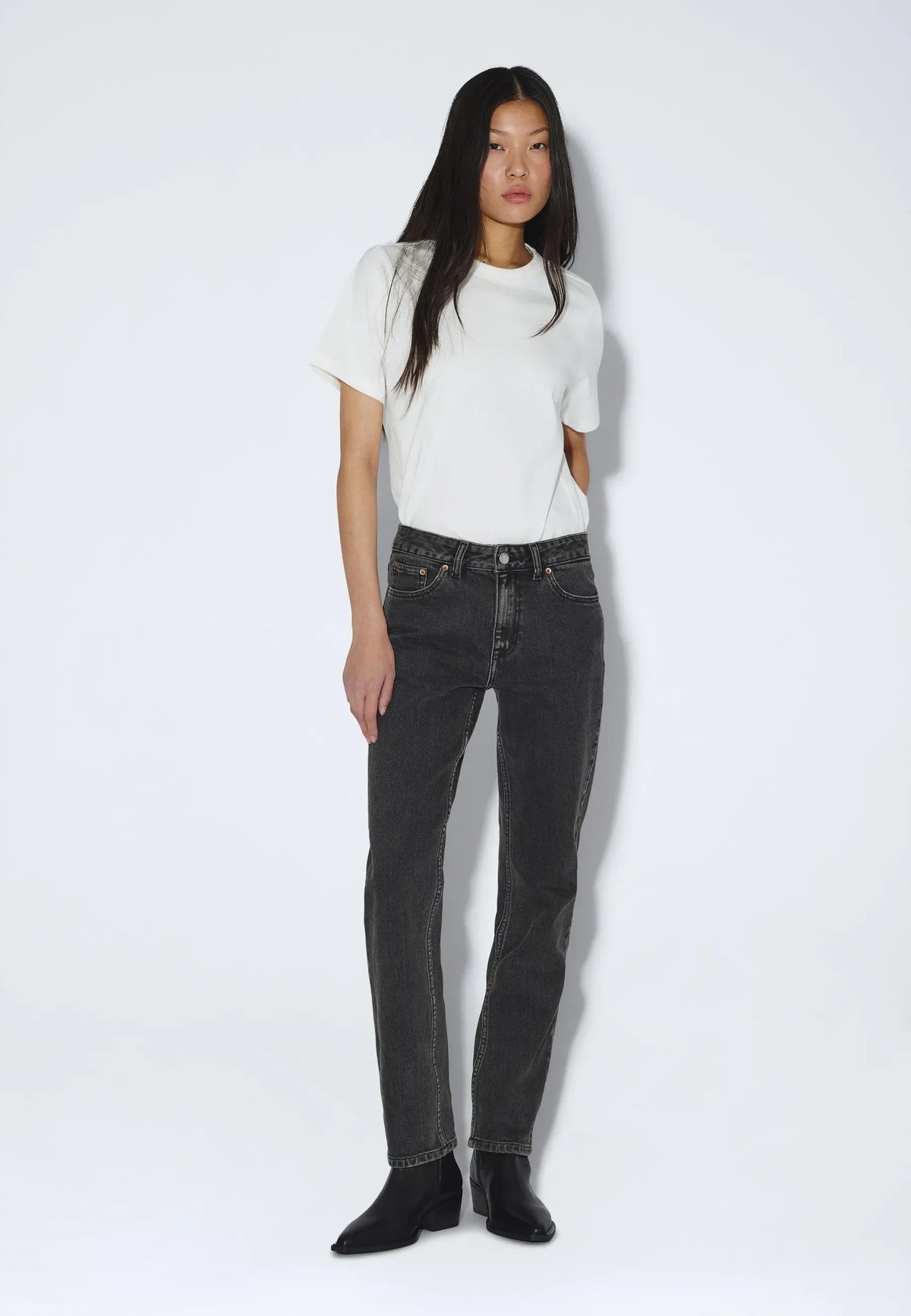 Straw Mid Slim - Tar Aged Black
